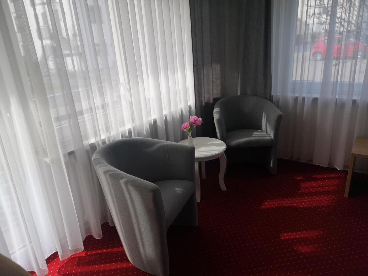 Bodenseehotel Krone & Gaestehaus Bodman-Ludwigshafen Bagian luar foto